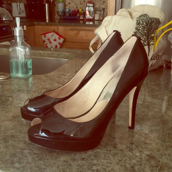 Black platform pumps - Picture 1 of 5